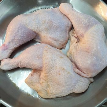 Frozen Chicken Leg Quarters Nutrient Rich Poultry Portions Featuring 18% Protein Content For International Buyers - TOSOH INTERNATIONAL - South Africa