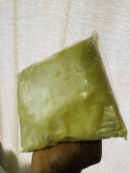 SHEA BUTTER Pathogens Absent Arachidic Acid < 1% Oleic Acid 40% – 60% Palmitic Acid 2% – 9% Linoleic Acid 3% – 11% Free Fatty Acid ≤ 4.0% - 9LIFE - South Africa
