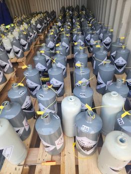 Silver Liquid Mercury 99.99% For Gold Mining Odor Odorless Vapor Density 7.0 Appearance Silver Net Weight 34.5 Kg Solubility Insoluble - MJRD CHEMICAL TRADING - Philippines