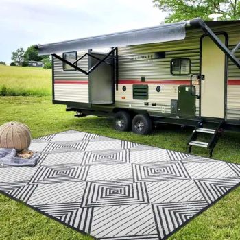 Outdoor Picnic Beach Blanket Picnic Mat Waterproof Foldable Family Mat - Jiuya Huitong (Qingdao) International Trade Co., Ltd. - China