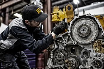 Marine Engine Spare Parts Durability High Material Cast Iron Reliability Optimal Performance Optimal I Deal In New and Second - G M Marine Services - India