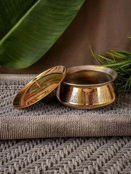 Decorative Brass Handicrafts Finish Antique Theme Religious Usage Home Decor Weight Up To 1 kg Craft Type Figurine Surface Design - A. M. Metals - India