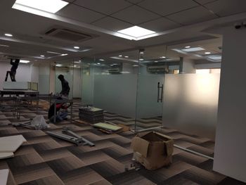 Clear Glass partition, For Office Color Clear Usage/Application Office Glass Type Commercial glass - Krisha Glass Solutions - India