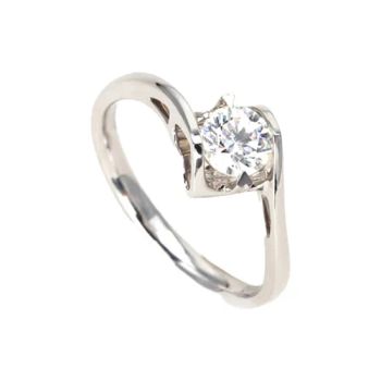 Fashion Woman Jewelry 0.5carats 18K White Gold Lab Grown Diamond Rings - Henan Huanghe Whirlwind International Co., Ltd. - China