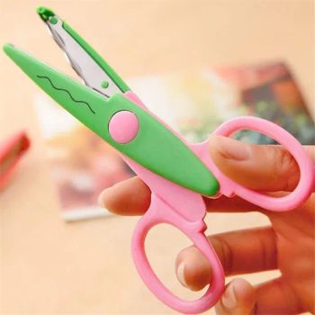 Metal Plastic DIY Scrap Booking Photo Paper Diary Decoration Wave Edge Craft Cartoon Lace Scissors - Yangjiang Jinqi Household Products Co., Ltd. - China