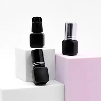 Wholesale 6-7 Weeks Fast Drying DIY Eyelash Extension Glue Strong Premium Custom Eyelash Glue - Shenyang Waters International Co., Ltd - China