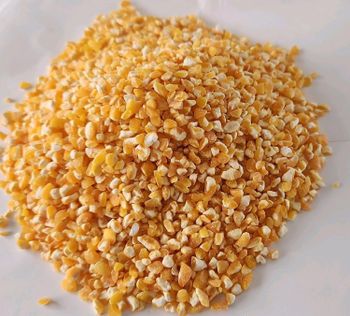 Product Yellow Maize Flaking Grits (Coarse Corn Grits) - Axiom industries - India
