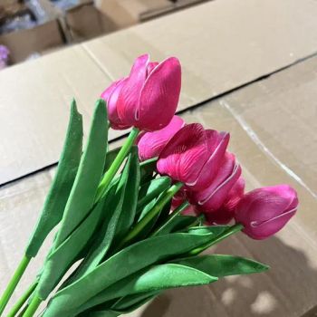 Wholesale Sale Price Artificial PU Tulip Flower Bouquet Faux Decorative Flower for Mother s Day Back to School - Langfang Peyton Trading Co., Ltd. - China