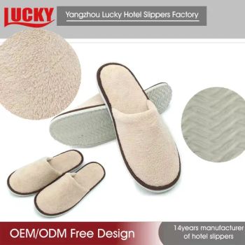 Hotel Disposable Coral Velvet Hotel Rooms Non-Slip Platform Slippers Hotel Amenities Resort SPA Custom Personalised Slippers SPA Eco Friendly - Yangzhou Lucky Hotel Slippers Factory - China