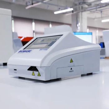 Biobase BKP1000 Fluorescence Immunoassay Analyzer 1D 7Inch LED 1C Serum Plasma Blood Urine MOQ100 - Biobase Biozone Co., Ltd. - China