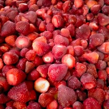 frozen strawberries 🍓 from ahlamfoods frozen strawberries 🍓 - ahlamfoods - Egypt