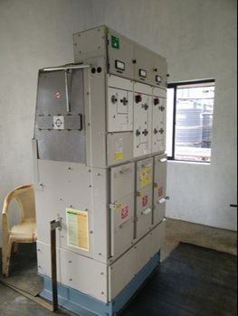 Ring Main Unit Phase 3 Phase Voltage 415 V Frequency 50 Hz Rated Current 1000 A Body Material Mild Steel Voltage Level - Royal Real Automation - India