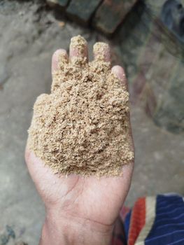 Grained Rice Husk Form Cracked Features Organic Origin Bangladesh - ADEEB TRADES INTERNATIONAL - Bangladesh