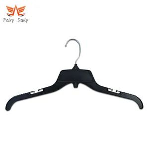 Vics 484 Black Plastic Hangers with Rotating Metal Hook and Notches for Straps, Great for Shirts/Coat/ Suit/ Skirt /Dress/ Clothes Wooden /Metal Hangers - Suzhou Fairy Daily Products Co., Ltd. - China