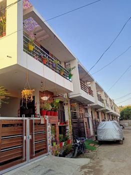 Row Houses For Sale Property Type Bungalow/House Furnishing Status Unfurnished Plot Area 1000, 1035, 800, 900 Services Offered For New - Awadh Landmark Reality Private Limited - India