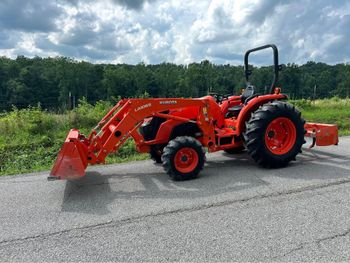 Wholesale Kubota 4WD Farm Tractor MX5200 Used Wheel Tractor Mini Compact Model Buy Fast Delivery Available - Smart Agri GmbH - Germany
