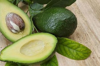 Avocados Supply Stability Stable Supply Quality Standard Consistent Standards Price Per Kilogram Usd 1300 / Kilogram - Altigani trade & sourcing solution - Uganda