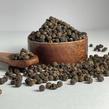 Premium Natural Raw Whole Black Pepper Dried High Aroma Peppercorns for Cooking 10kg - TRADECENTRIC LLC - United States