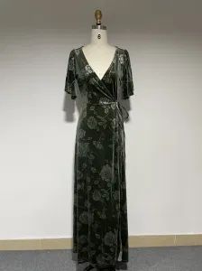 Floral Velvet Maxi Dress Eucalyptus Winter Short Sleeve V-Neck Low-Waisted 15D MOQ100 - XH Textiles Ltd. - China