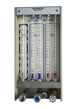 5 Glass Tube Rotameter, For Medical Purpose Viscosity 200cp Number of Tube 5 Mount Type Table Top Design Pressure 15 - ARK Medical Gases / Ark Meditech - India