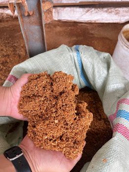 COCOPEAT LOOSE AND BIG PRESS