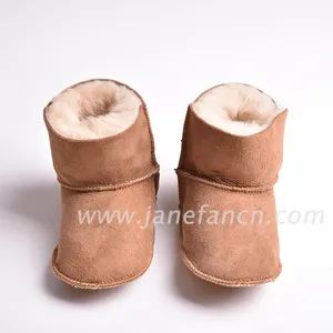 High-Quality Warm and Soft Suede Sheepskin Baby Booties with Reasonable Price - Shijiazhuang Janefan Import and Export Trade Co., Ltd. - China