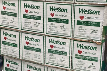 BEST COOKING CANOLA OIL 4.73L WESSON PURE OIL, BEST HEART CONSCIOUS 100% PURE CANOLA OIL ON SALE - Sosa Merchant Solutions - Austria
