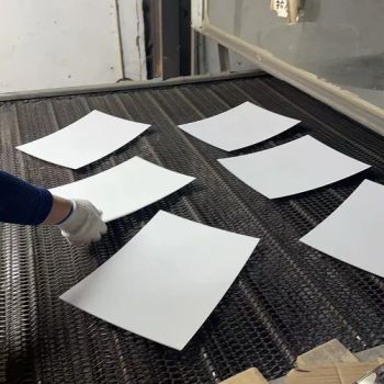 Factory Directly Supply Favorable Price 2mm Convex Concave Curved Bend Bending Bent Glass Mirror - QINGDAO RICH GLASS CO., LTD. - China