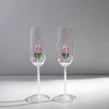 Japanese Creative Handmade Wedding Gift Lily of The Valley Cup High Borosilicate Glass Goblet Tea Cup - Yancheng Xinboyuan Glass Co., Ltd. - China
