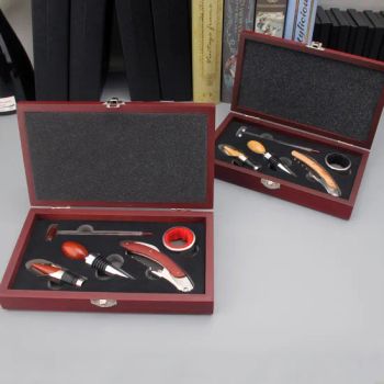 Wine Opener Set Wine Bottle Opener Foil Cutter Bottle Stopper Pourer Wine Corkscrew Set Gift Box Opener Kit - Wuhan Xinhuahang Household Goods Co., Ltd. - China