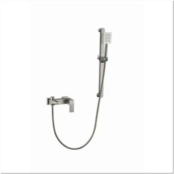 Stylish Wall-Mounted Bathtub Faucet with Adjustable Water Flow and Shower - Jiangmen Mega Casa Co., Ltd. - China