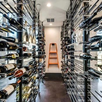 Stylish Wine Cellar Rack for Glass Bottles in Modern Interiors - Guangdong Wine Decoration Warehouse Cellar Engineering Co., Ltd. - China