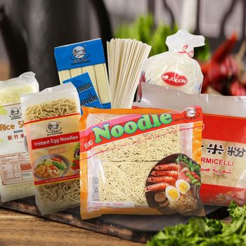 OEM Dry Quick Cook Hot Pot Bulk Rice Wheat Flour Fresh Pasta Dried Egg Noodle Ramen Instant Noodles - EcoRoma GmbH - Germany