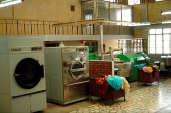 Dry Cleaning Service Finish Quality High Final Odor Odorless Shape Preservation High Discoloration Risk Negligible Cleaning Method Organic - Mercury Cleaners - India