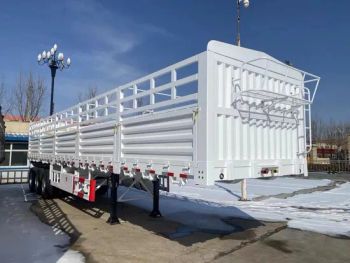 Flatbed/Tipper/Skeleton/Skeletal/Fence/Sidewall/Lowboy/Low Bed/Bulk Cement/Car Carrier/Dump/Flat/Side Wall for Truck Trailers Semi Trailer - SINOTRUK QINGDAO HEAVY INDUSTRY CO., LTD. - China