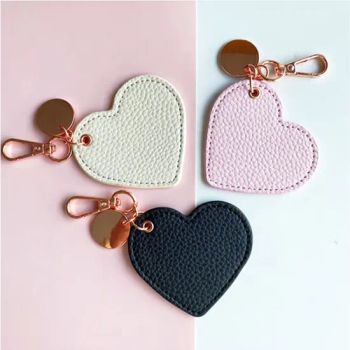 Luxury Keyring Personalized Logo Birthday Gift Bag Charm Pendant Keyrings PU Leather Key Chains Custom Heart Leather Keychain - Pinstar Gifts Co., Ltd. - China