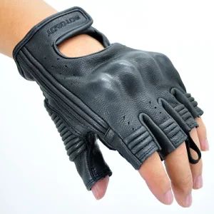 Motoboy Sheepskin Motorcycle Gloves MB-G15 Size L Style Plain Color Black Origin China Gender Unisex Age Group Adults Specification - Taian CAPOLLO Import&Export Co., Ltd. - China