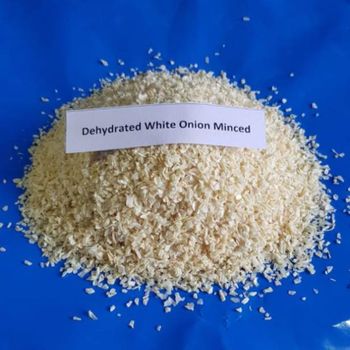 Dehydrated White Onion Minced from VH Global Export Dehydrated White Onion Minced - VH Global Export - India