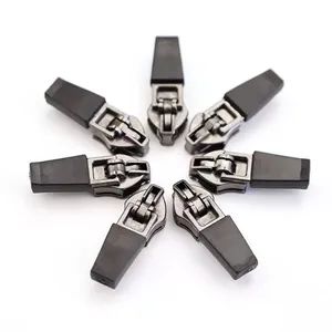 Wholesale Price Custom Yg Zipper Slider for Men Zipper Draw Sliders with Rubber Puller for Sport Garment 5g Yg Zipper Slider - Ningbo Lemo Textile Co., Ltd. - China