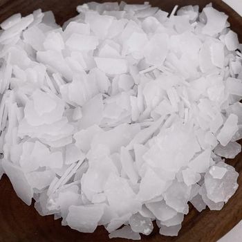 Caustic Soda Form Solid Place of Origin South Africa Grade Industrial and Agricultural Packaging 50kg or 1000kg jumbo - SOOTHER DEPT PTY LTD - South Africa
