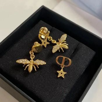 Designer Golden Color Earrings Luxury Earrings Butterfly Pendant Fashion Earrings - Hebei Blue Whale Import and Export Trading Co., Ltd. - China