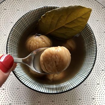 Golden Brown Chestnuts Delivering Authentic Nut Flavor For Gourmet Food Ingredients And Wholesale Deliveries - TOSOH INTERNATIONAL - South Africa