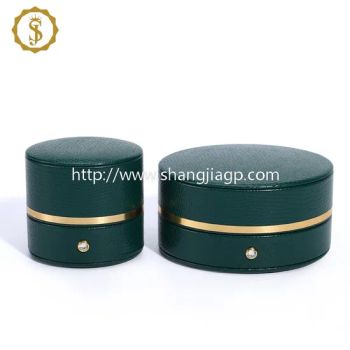 Jewelry Gift Box Square Velvet Inside Fancy Paper 1Y MOQ100 Size Medium Trademark SJ Shape Square Origin China Style Simple - Dongguan Shangjia Gifts Packaging Co., Ltd. - China