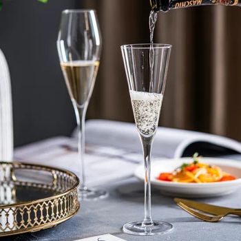 Elegant Champagne Flutes Long Stem Wedding Diamond Champagne Glasses with Custom Gift Box - Wuhan Xinhuahang Household Goods Co., Ltd. - China