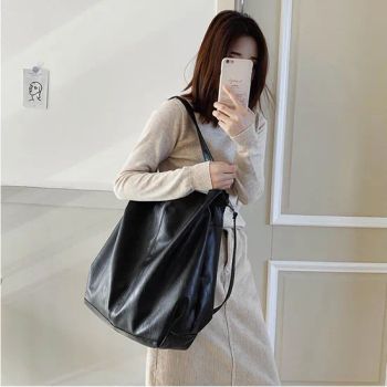High Capacity Women Handbag PU Leather Crossbody Bags for Women Large Shoulder Messenger Bag Lady Travel Purses and Handbag - Baoding Mishuo Bag Manufacturing Co., Ltd. - China