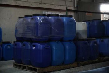 Premium Wholesale White Liquid Glue for Crafts and DIY Projects - Changzhou Runyi New Material Import&Export Co., Ltd - China