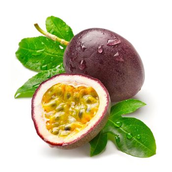 Vietnamese Passion fruit fresh has a mild sour taste, rich vitamin C and is exported to EU, ASIA, US and other markets - NGAN HOA PHAT TRADING SERVICE COMPANY LIMITED - Vietnam