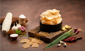 Hot Cassava crackers / Hot Tapioca crackers / Kerupuk singkong/appalam - Shri Varalakshmi sago foods private limited  - India