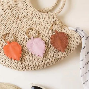 Manufacturer Wholesales Custom Magnetic Bag Hats Clips Leather for Travel - Zhongshan Peakeen Gifts Supply Chain Co., Ltd. - China