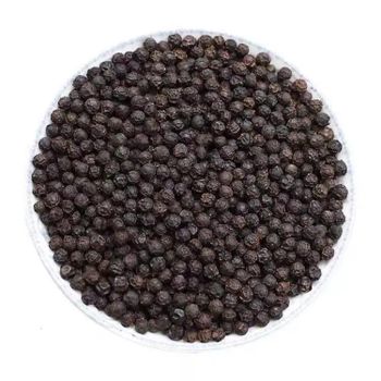 High quality whole black peppercorns for seasoning and spice blends Export quality black pepper for international spice markets Natural black pepper with high piperine content and strong taste Whole black pepper for grinding fresh spices in kitchens - SATTER FOOD AND BEVERAGE - Netherlands